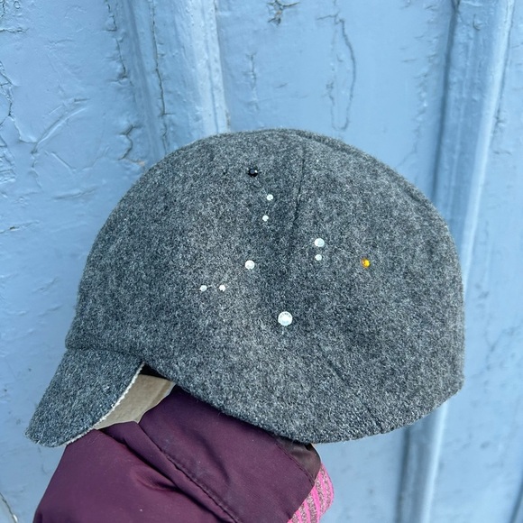 Wildhagen Handmade in Canada Grey Wool Hat - Picture 7 of 11